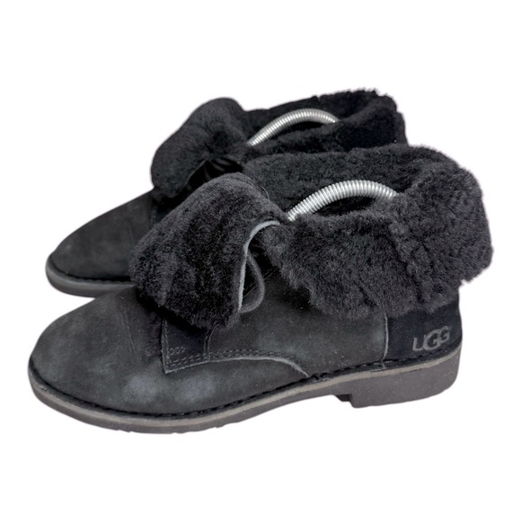 UGG Shoes - Ugg Quicy Black Boots Size 7.5
